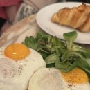 카페 라자르 | [파리 여행] 비 오는 날에도 줄 서는 이유? 오페라 근처 브런치 맛집 '카페 피노(Café Fino)' 솔직 후기