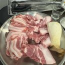 엄지척숯불식육식당