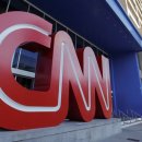 CNN, 직원 100명 감축하고 웹사이트 유료화로 전환 이미지