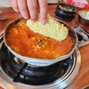 돼지듬뿍진짜김치찌개 이미지
