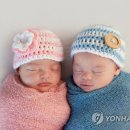 '너무 다른' 쌍둥이 딸, 아빠가 두명이었다...DNA 검사결과 '경악' 이미지