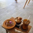 나루민박 | 강원도 양양 설악해수욕장 카페 맴맴, 내돈내산 버터케이크 감성 맛집
