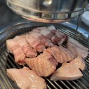 돈돼지맛돼지 | 제주 함덕 맛집 두툼한고기돈돼지 구워주는 흑돼지오겹살, 목살 내돈내산 후기