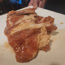 고기 굽는 남자 이미지