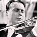 르클레르 '2대의 바이올린을 위한 소나타 e 단조 작품 3-5' 그의 음악은 최근에 파야르에 의해 부활되어 많이 연주하게 되었고, 그 이미지