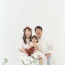홍대 연남동 셀프 가족사진, 결혼기념일 사진관 &#39;유앤이스튜디오 홍대&#39; 촬영 후기