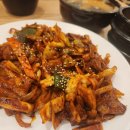 팔우정식당