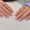 강동-천호-2321 | 스튜디오 촬영용 깔끔한 💅🏻웨딩 네일 디자인 추천 (+손 길어 보이는 팁 +웨촬 사진 +단점 커버 네일아트...