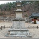 영천 화남리 석조여래좌상 | 영천 한광사(閑曠寺)의 문화재, 화남리 삼층석탑과 석조여래좌상