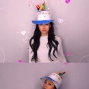 이효리, 케이크 모자 쓰고 45세 생일 자축…셀프 촬영에도 독보적 비주얼 이미지