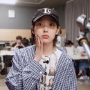 [IU TV] 징니 볼살이 제철🍑ㅣ2025 IU FAN MEET-UP 'Bye, Summer' 합주 비하인드 이미지