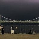서가로스터리 이미지