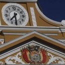 거꾸로가는시계 이미지