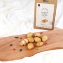 빵먹는 강아지 이미지