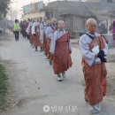 [상월결사 인도순례 24일차] 중생 두고 떠나시는 부처님의 연민이 발우에 담겨 강물에 흐른다 이미지