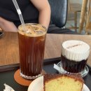콤비커피로스터스 | [인천 구월동] 커피 맛은 인천 갑, 디저트까지? '콤비커피로스터스'