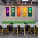 서브웨이 앞 횡단보도 이미지