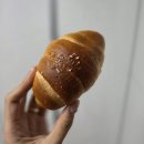 마산회원구 ⓓ-10 | 마산 호계 카페 오도막 소금빵 1000원 (3일 연속 방문 후기)