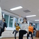 라인댄스(야간) 이미지