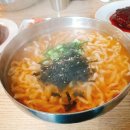 얼큰 칼국수 이미지