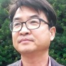 [화성신문] 작가칼럼-김명철 시인의 현실과 상상의 교차로_네가 있는 이유 이미지