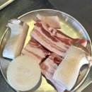 복돼지솥뚜껑생삼겹살 이미지