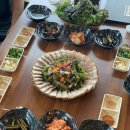 통돼지와도토리 이미지