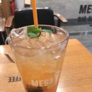 매머드익스프레스아차산역점 | 메가커피 허니자몽 블랙티 메뉴 추천 자허블 내돈내산 후기