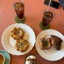 제주 속 호주 미트파이 맛집 [오지힐그라운즈] / 제주 한림 빅 크로와상 베이커리 카페