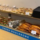 베이커리 완 | 성수 하츠베이커리 찐 후기 "무화과 피스타치오 샌드 베이글 &amp; 공주밤팥빵 "