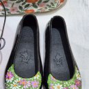 꽃 고무신 이미지