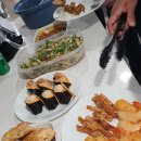 함께해you(일상으로초대) | 25.12월 일상 | 미국 포트럭 파티, 크리스마스 홈파티, 갤럭시 S25 울트라, 미네소타 맛집..