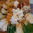 꽃송이버섯샤브만두 이미지