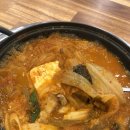 장모묵은지흑돼지찌개 이미지