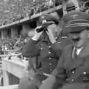 1936년 베를린 올림픽을 구경하는 히틀러 이미지
