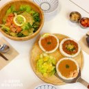 수원 광교카페거리 애견동반식당 맛집 소코아 광교점 아보카도 연어냉우동
