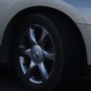 교통사고 감소위해 타이어 안전 점검 권장. 이미지