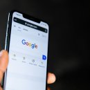 구글(SEO) vs 네이버: AI 검색 시대에 살아남는 블로그 글쓰기 트렌드 분석