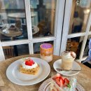 햇살가득의원 | 신논현역카페 추천, 디저트 맛집 썸띵어바웃커피 우베 라떼 후기