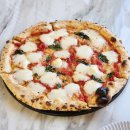 딜리셔스 피자 이미지