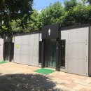 장미 공중화장실 이미지