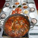 활어 우럭으로 만든 매운탕과 얇은껍질의 맛이 좋은 방게찜 거제도 소라횟집[경남/거제] 이미지