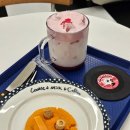 카페 메뉴 디저트 | 수지구청 수제쿠키 디저트카페 황치즈 덕후라면 꼭 먹어야 할 둠치치쿠키 후기