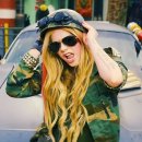 214. Avril Lavigne - Rock N Roll 이미지