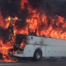 [6월 13일 태국뉴스] 수완나품공항으로 향하던 관광버스 화재 이미지