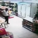 약혐) 게임만할바엔 죽으라며 아들에게 권총을 준다 이미지