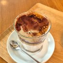 증산로3길 | 불광천 카페 추천 펀스터, 증산역 카페감성 대형카페 솔직 후기