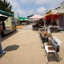 시장 앞 공터 이미지