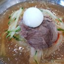 용밀면