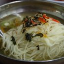 망향비빔국수 이미지